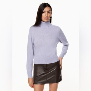 Wilfred cashmere turtleneck sweater size XS
